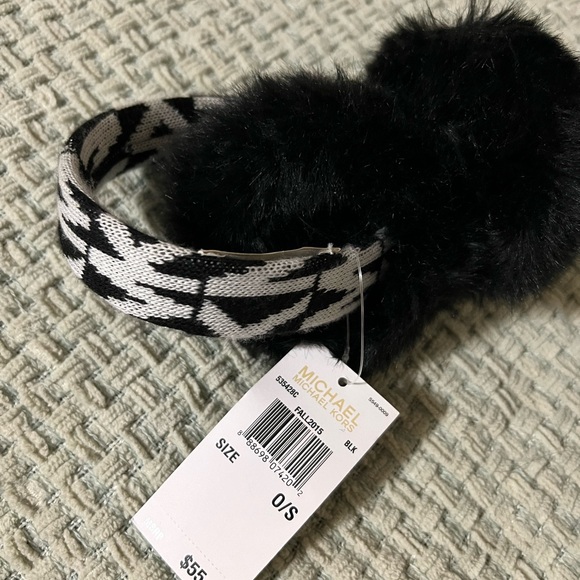 Michael Kors MK Earmuffs Authentic NWT - Picture 2 of 3